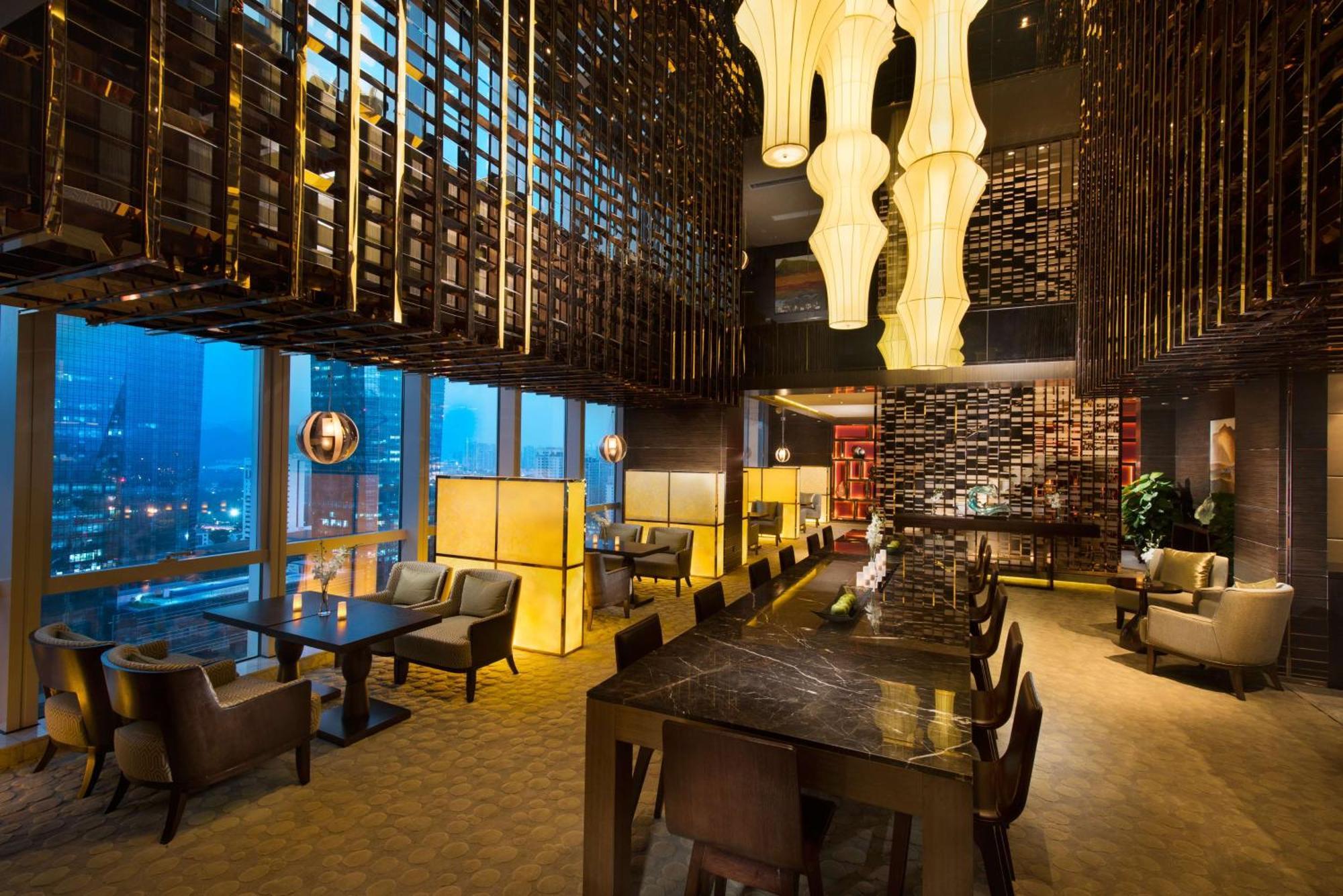 Отель Hilton Futian, Metro Station At Front Door, Close To Futian Convention & Exhibition Center Шэньчжэнь