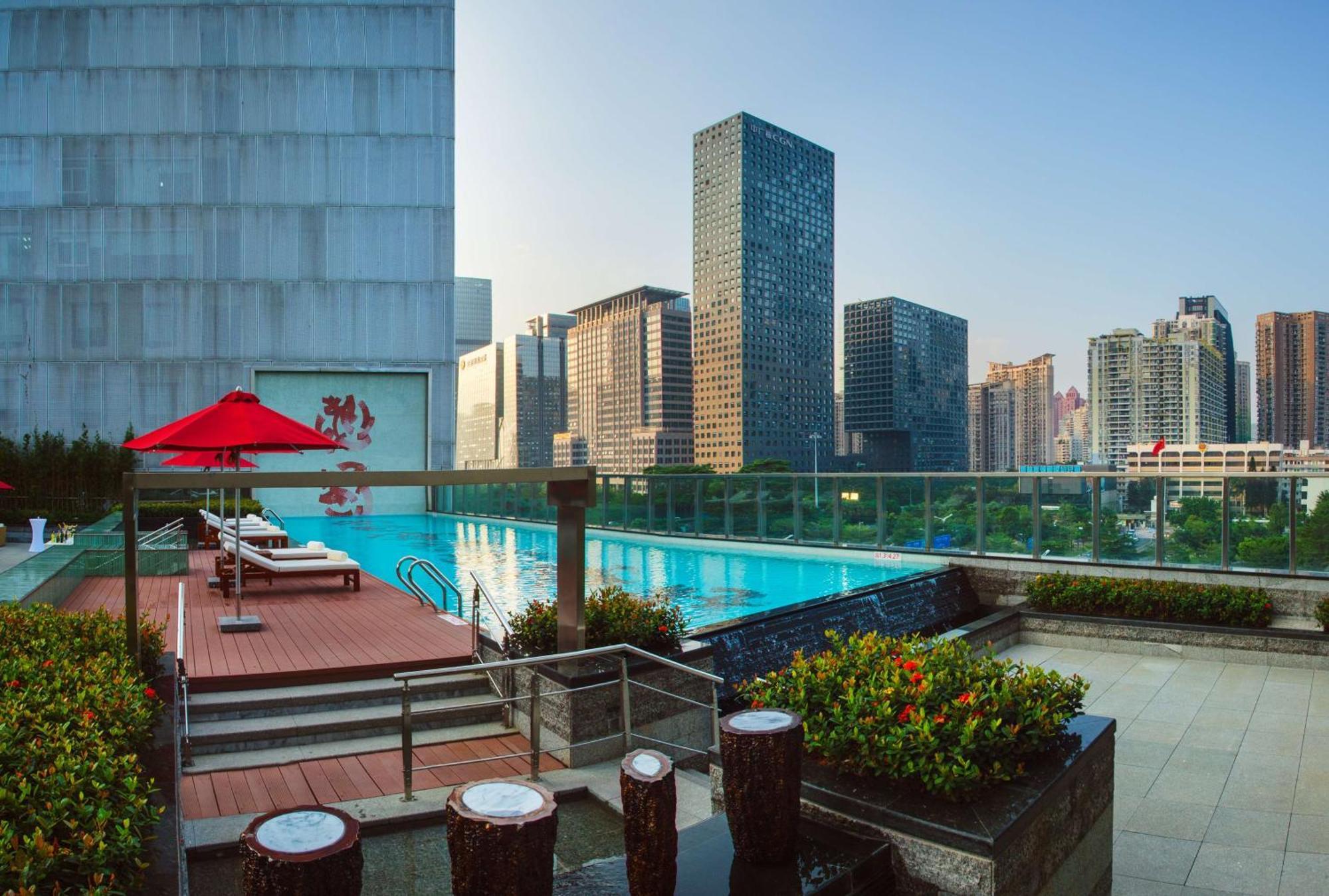 Отель Hilton Futian, Metro Station At Front Door, Close To Futian Convention & Exhibition Center Шэньчжэнь