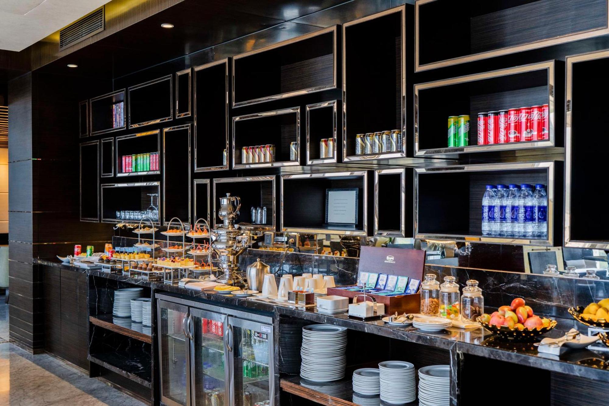 Hilton Futian, Metro Station At Front Door, Close To Futian Convention & Exhibition Center